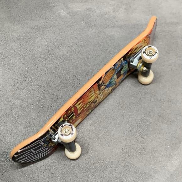 Vintage Tech Deck World Industries Fingerboard Tiki Fire Flame Monster - Picture 4 of 6